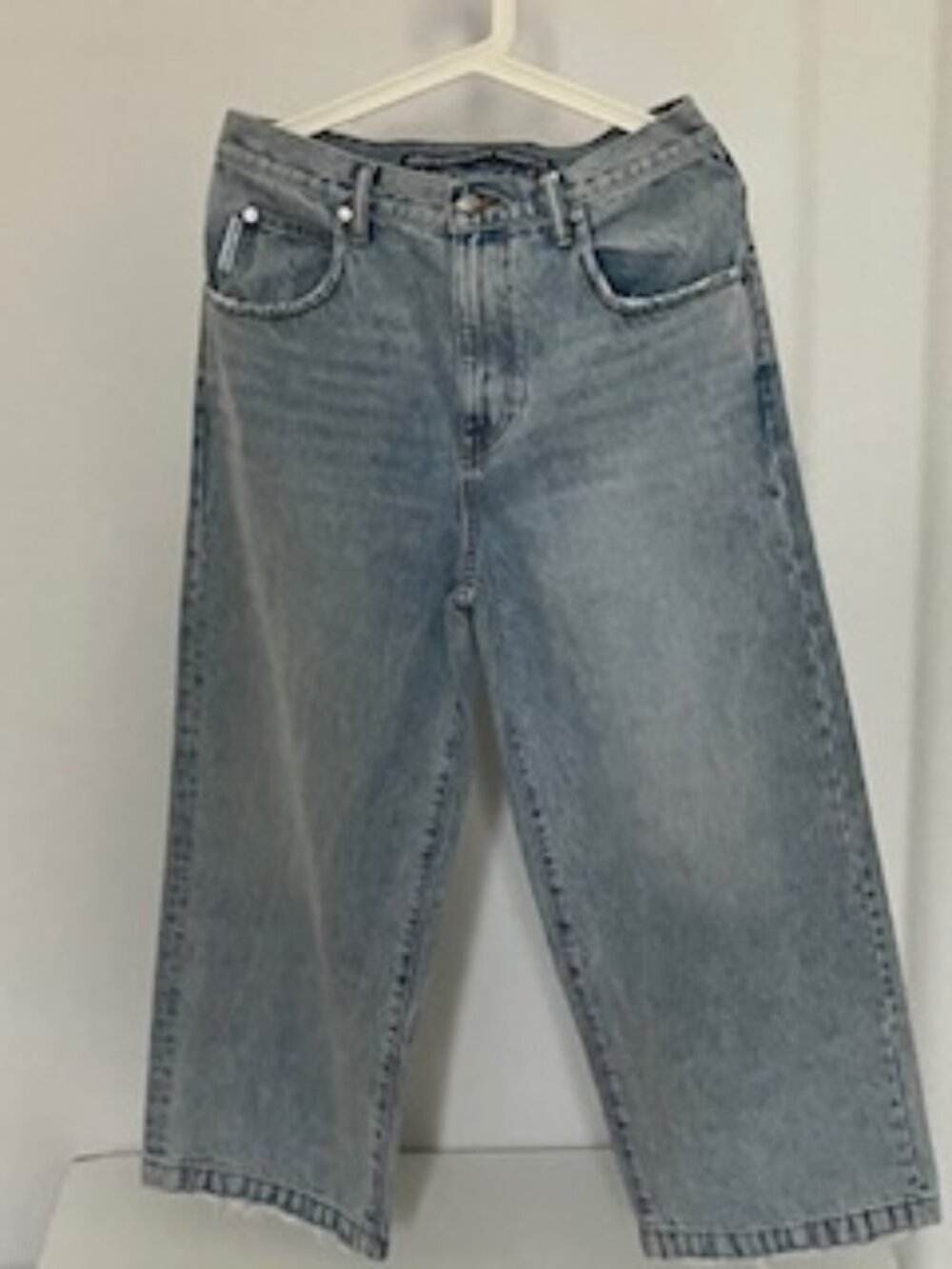 ALEXANDER WANG Frayed Edge Jeans In Pebble Bleach,size 29